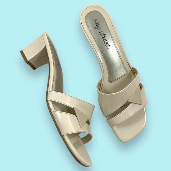 80's EASY STREET abstract cream heeled sandals - Picture 2 of 16